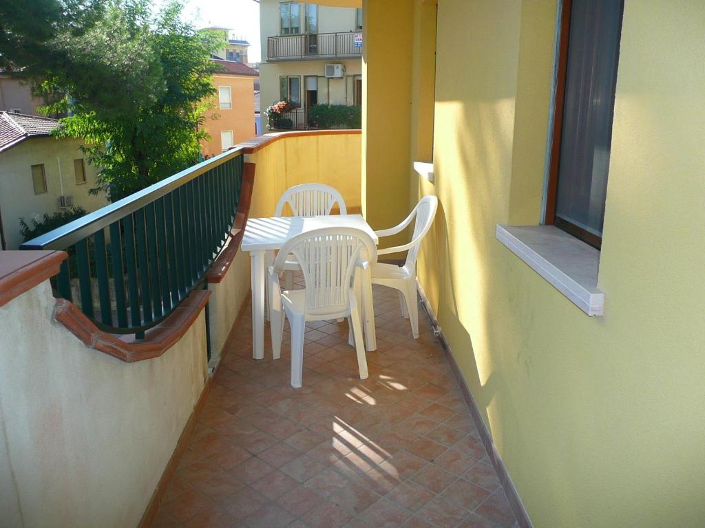 Residence Mediterraneo - Agenzia Cocal 卡奥莱 客房 照片