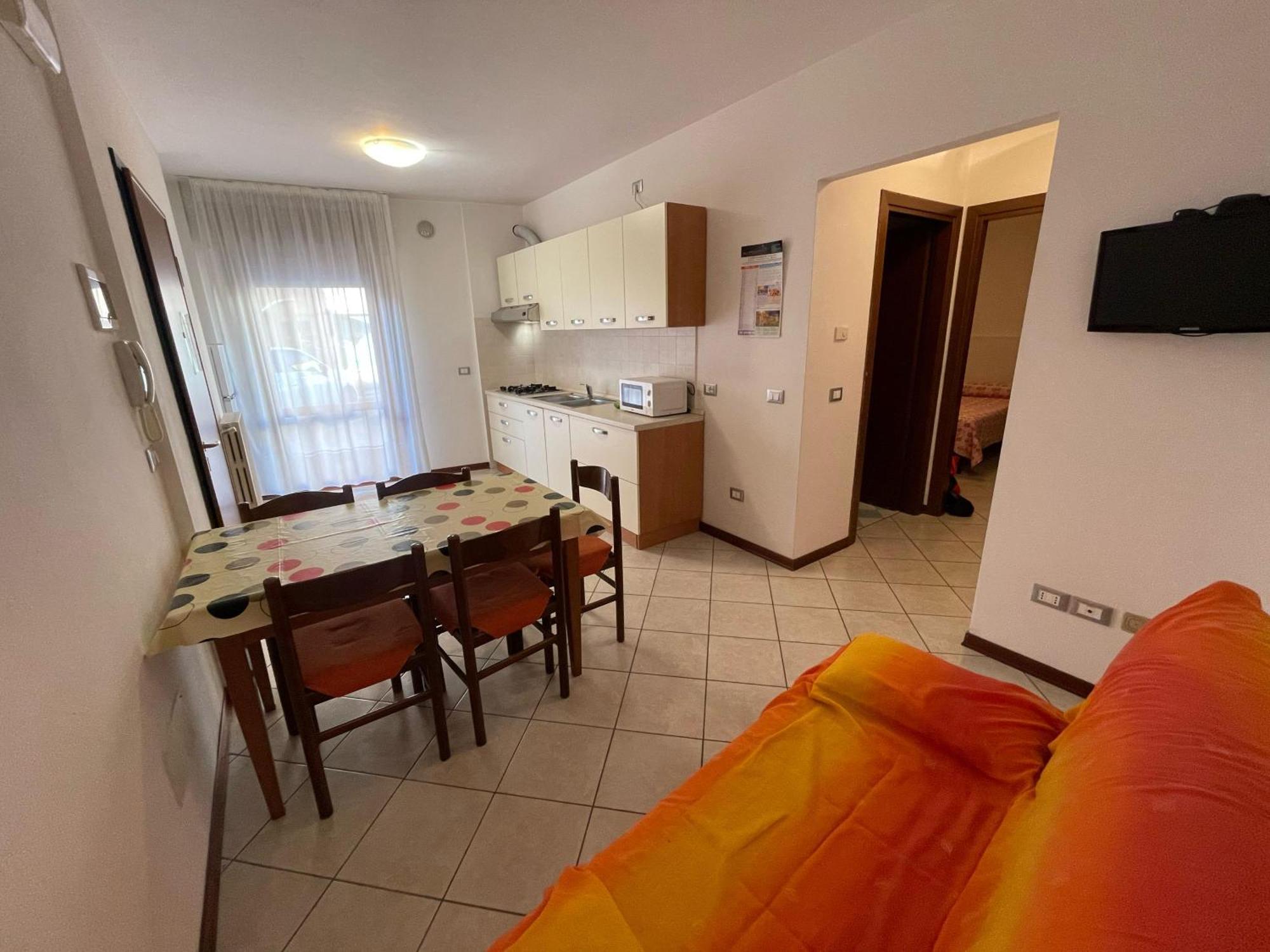 Residence Mediterraneo - Agenzia Cocal 卡奥莱 外观 照片